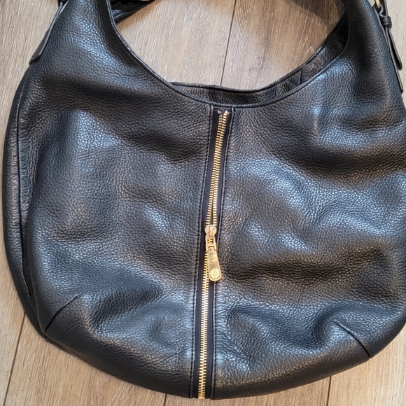 Handbag - Picture 9 of 9